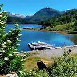8 Person In Austefjorden