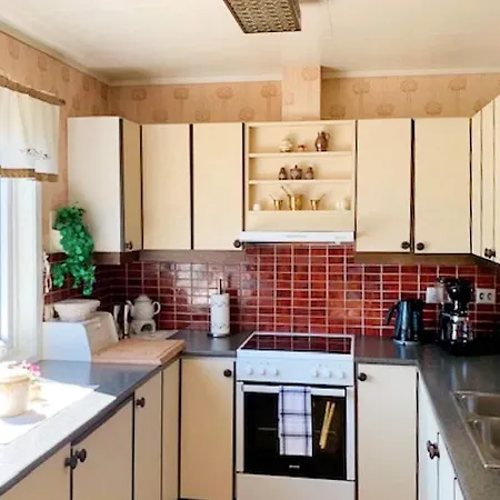 8 Person In Tatil Evi