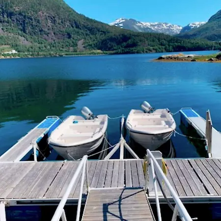 Tatil Evi 8 Person In Austefjorden